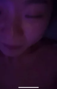 单身中国女孩独自自慰
