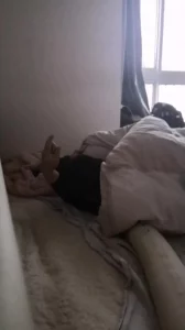 熟人自觉，成年人了